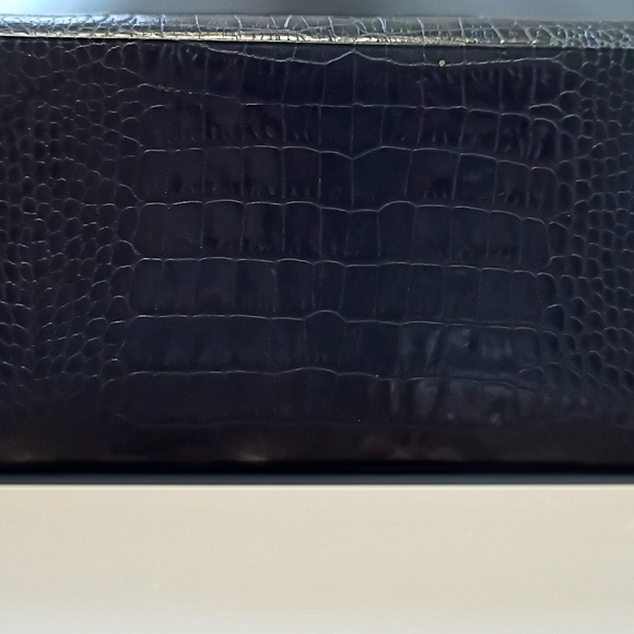 Vintage Yves Saint Laurent Croc Embossed Convertible Wallet Clutch w/ Gold Chain - Picture 3 of 14